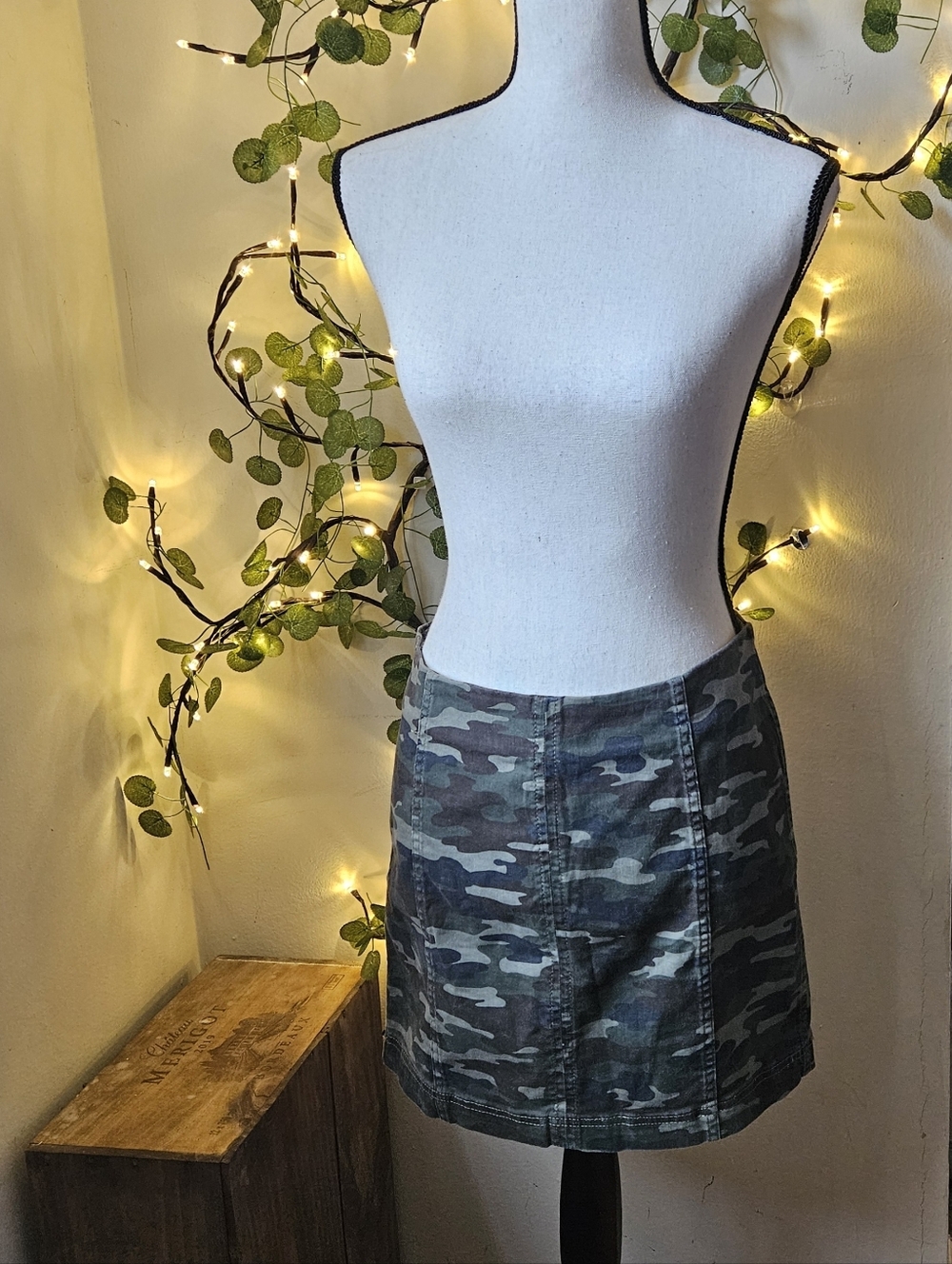 Free People Size 10 green Camouflage Camo Mini Skirt Y2K Grunge Hip Hopa trendy